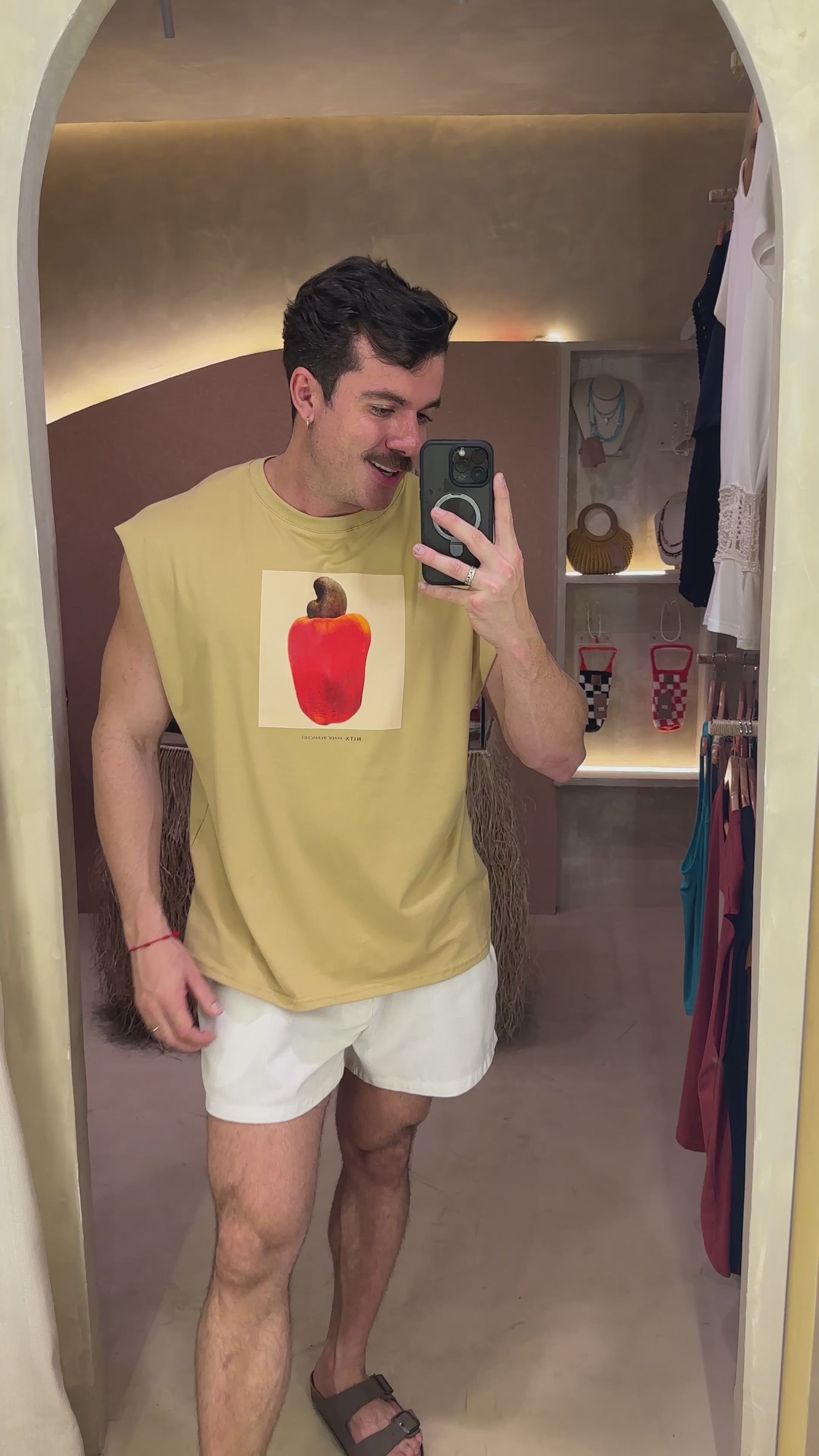 Regata Oversized Caju Begeㅤ ㅤㅤㅤㅤㅤㅤㅤㅤㅤㅤㅤ