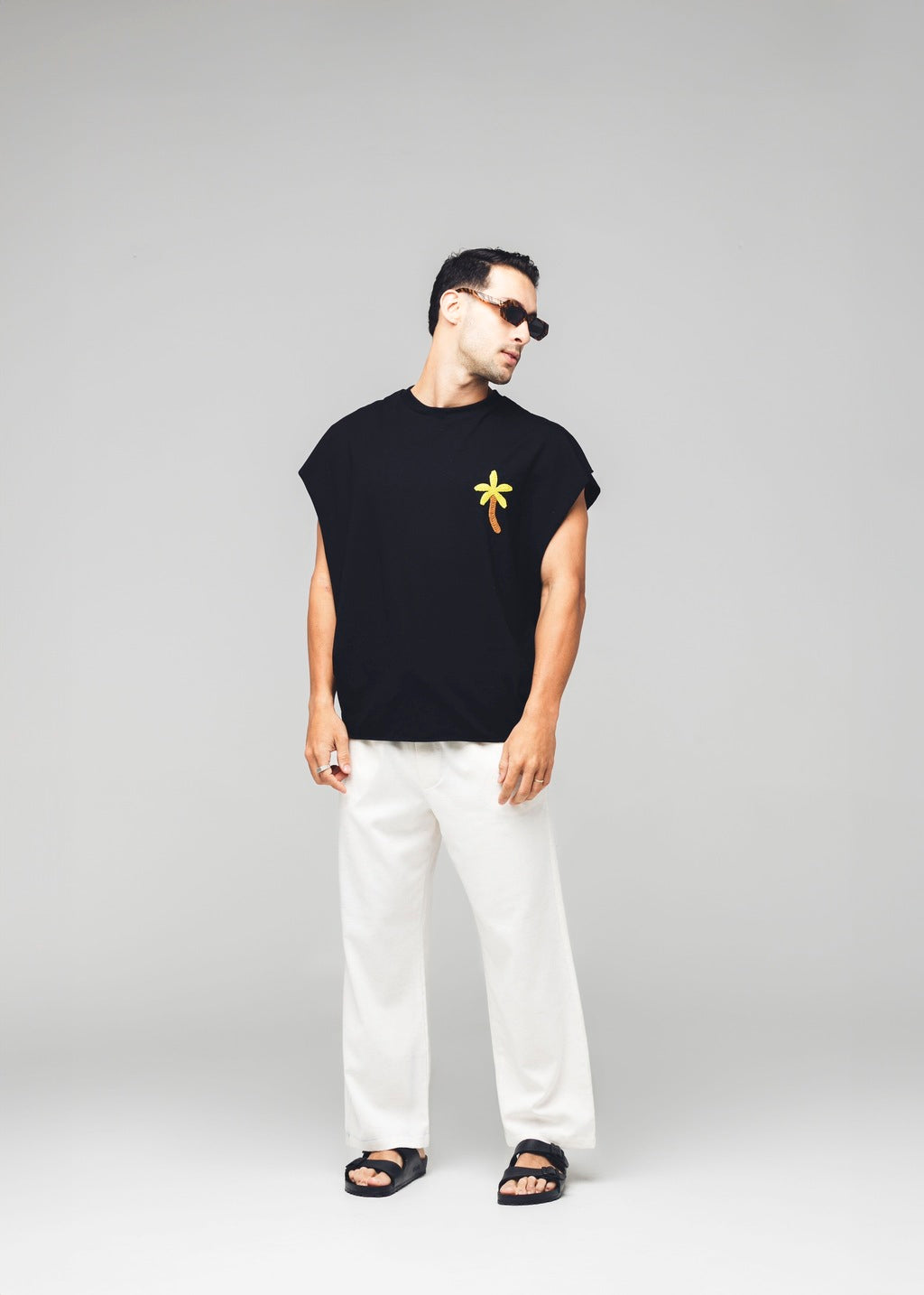 Regata Oversized Coqueiro Crochê Preta