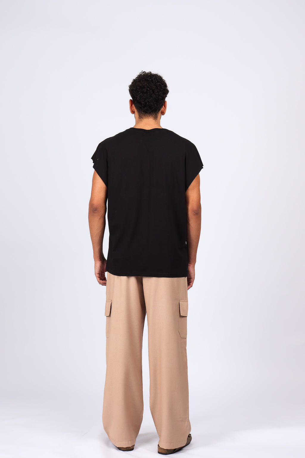 Regata Oversized Peixe Crochê Preta