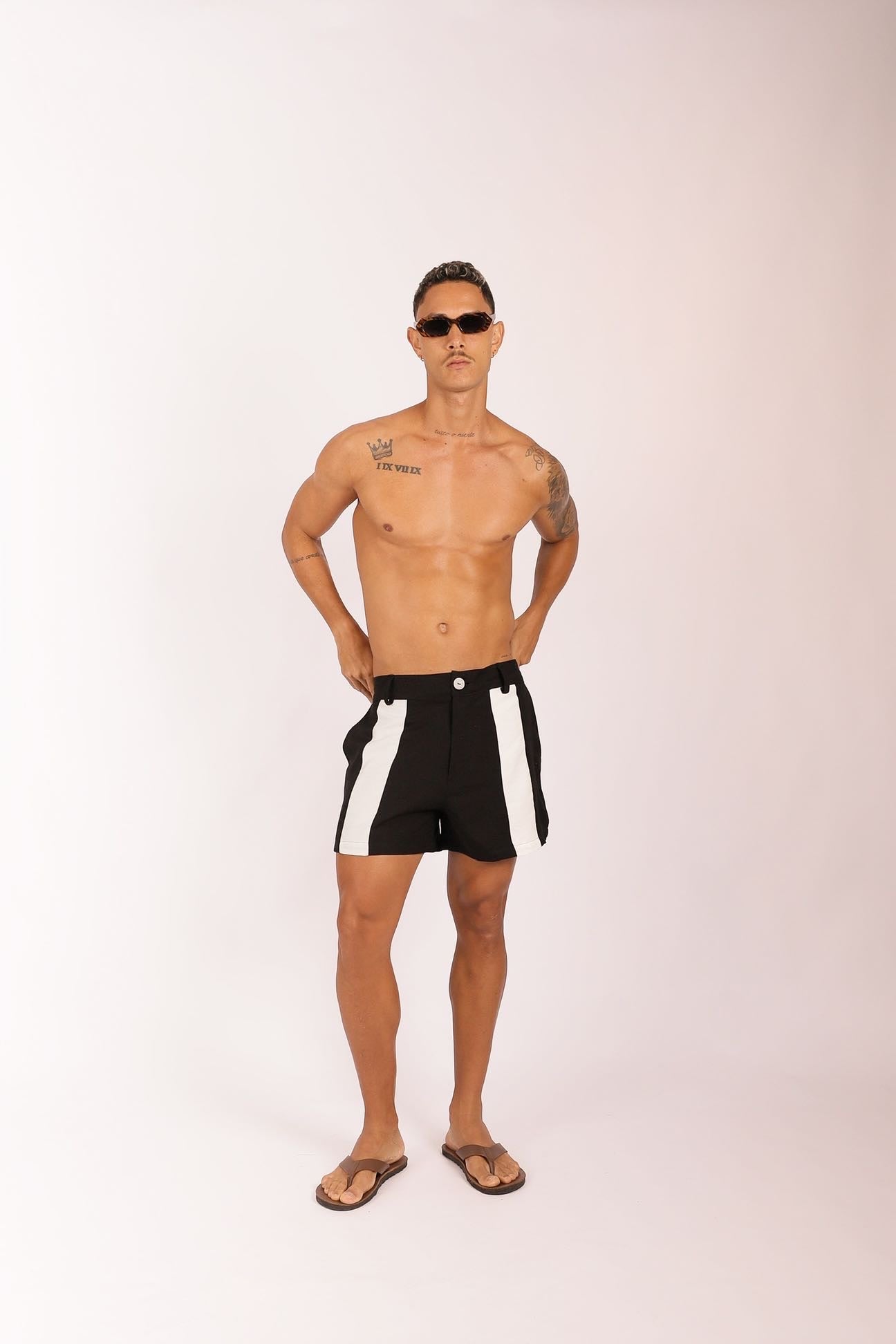 Short Alfaiataria Bicolor Preto
