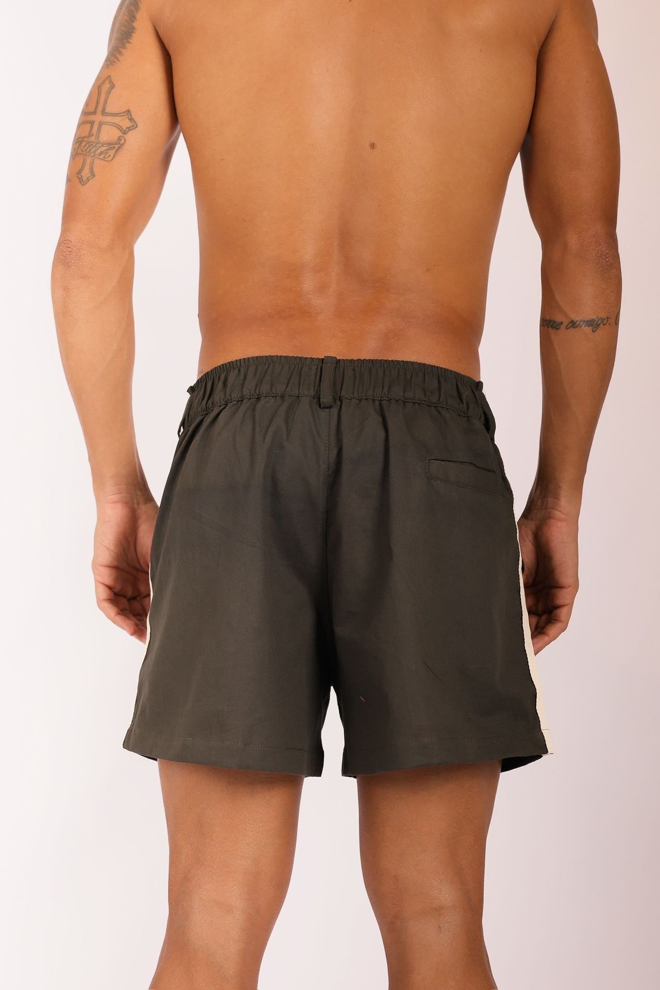 Short Alfaiataria Detalhes Verde