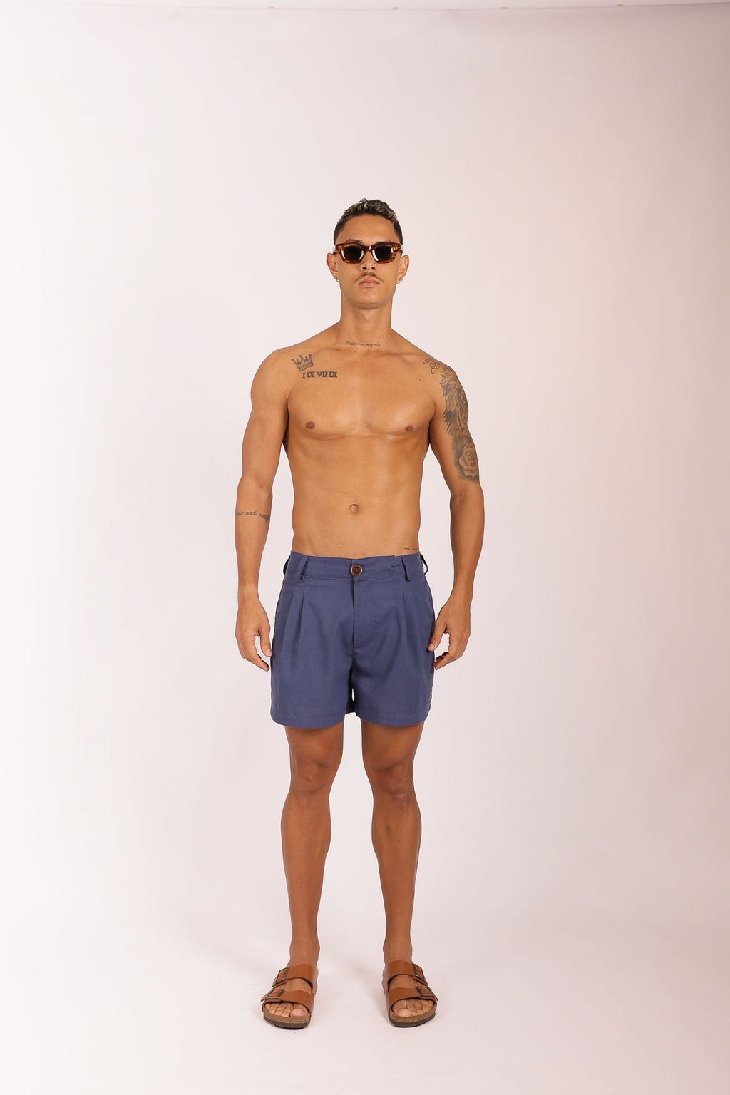 Short Linho Pregas Azul