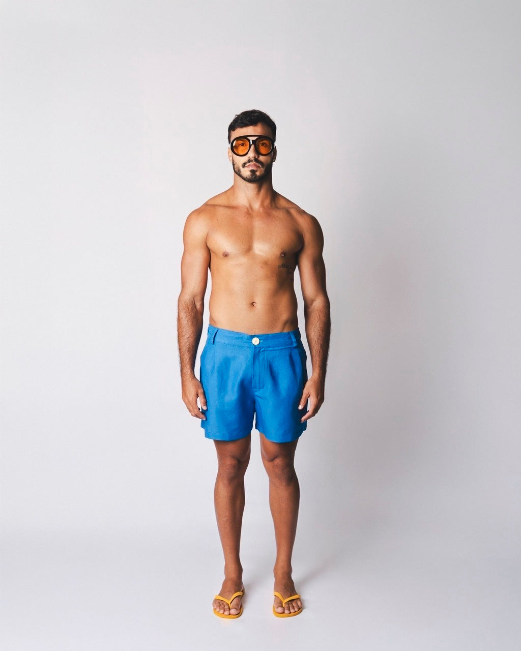 Short Linho Pregas Azul