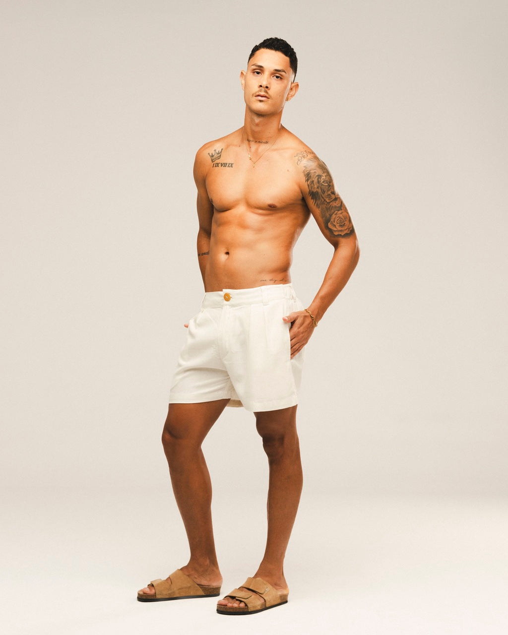 Short Linho Pregas Branco