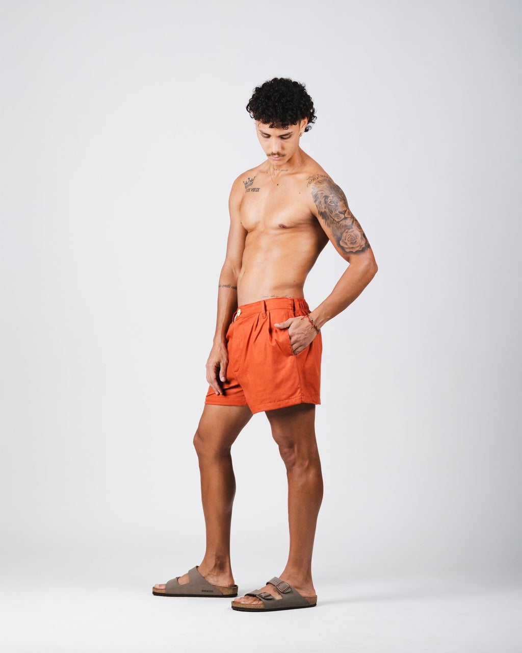 Short Linho Pregas Terracota