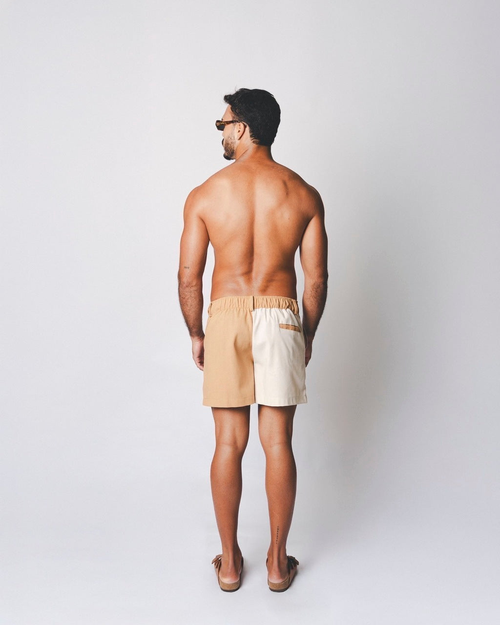 Short Linho Recorte Bege