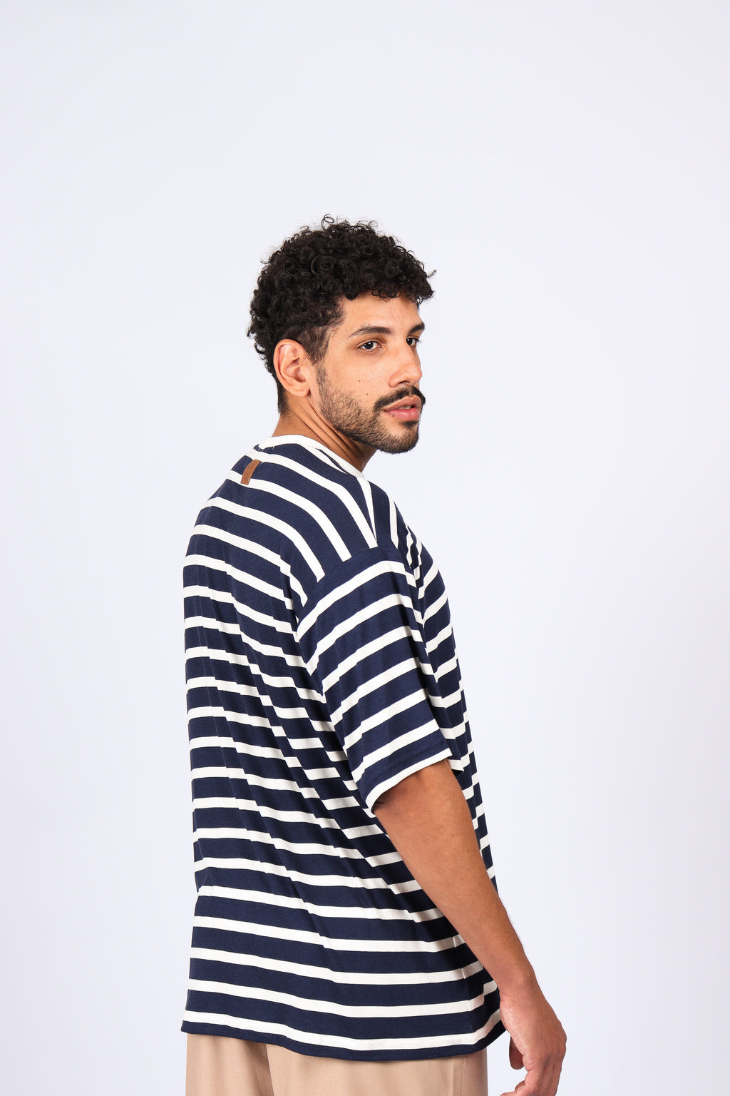 T-Shirt Over Listras Azul Marinho