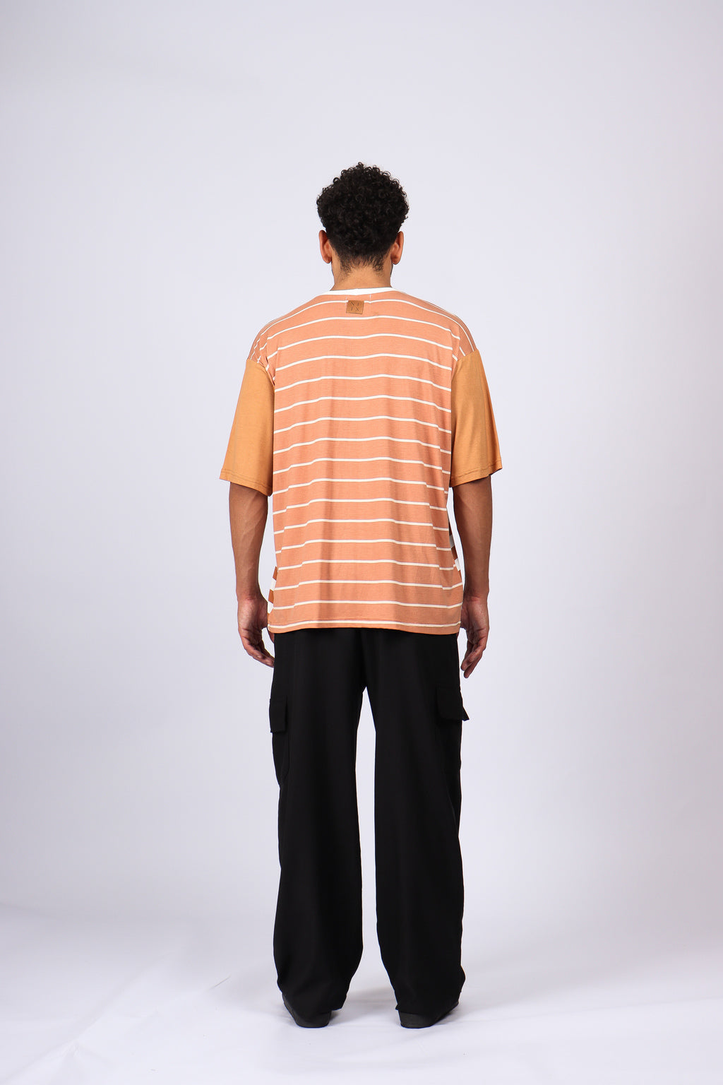 T-Shirt Over Listras Marrom